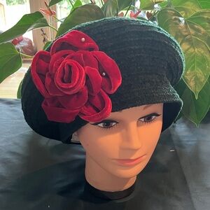 Elegant Hunter Green Chenille Beret Hat with Red Velvet Floral Accent
